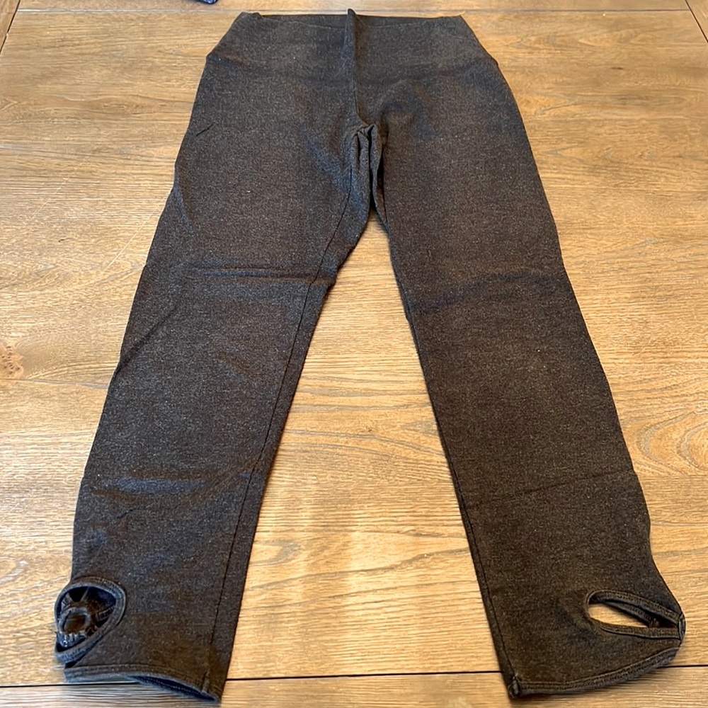 Aerie charcoal leggings with ankle cutout